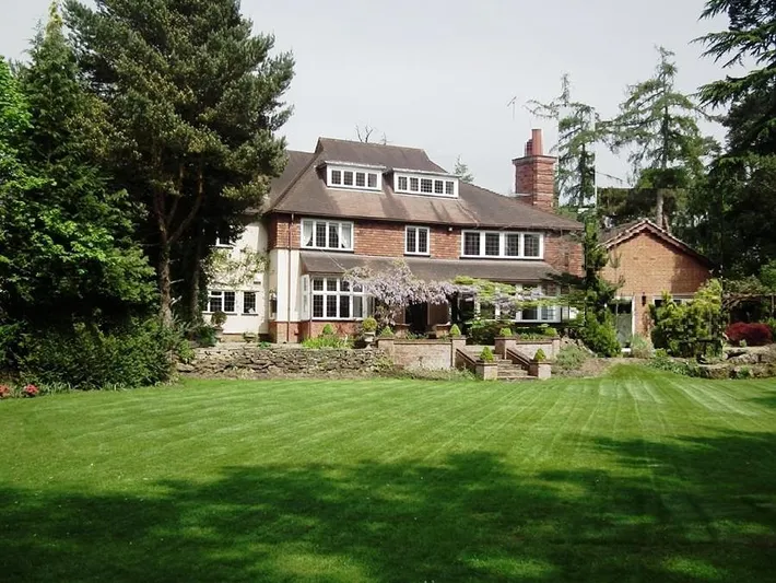 Villa für 14 Personen, mit Garten und Pool sowie Ausblick - 1