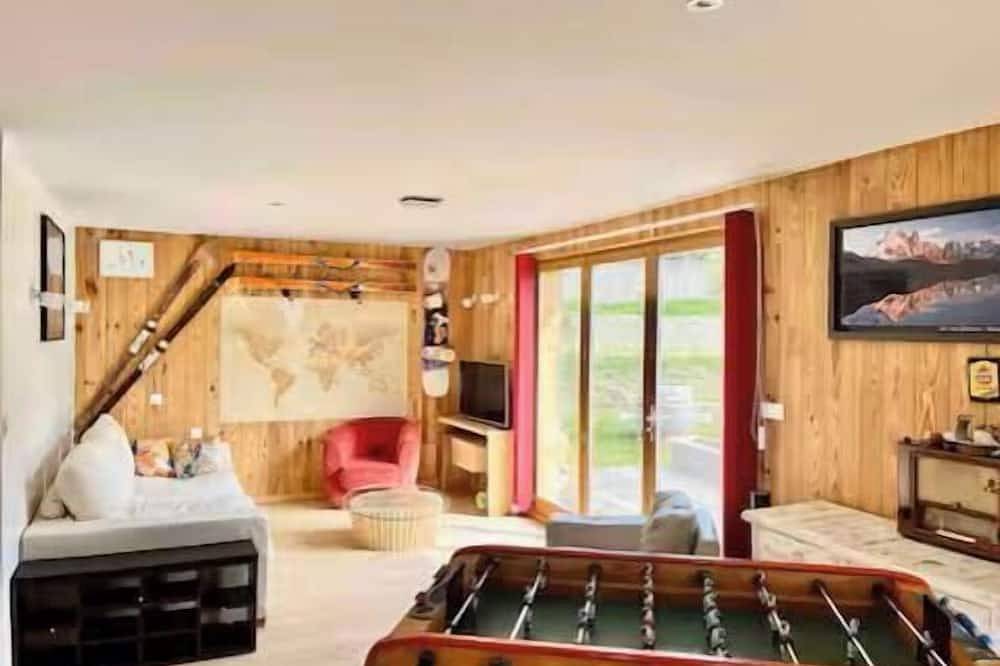 House Lidamellia-10pers.+ Jacuzzi- Large garden- Parking in Dieulefit, Región de Nyons