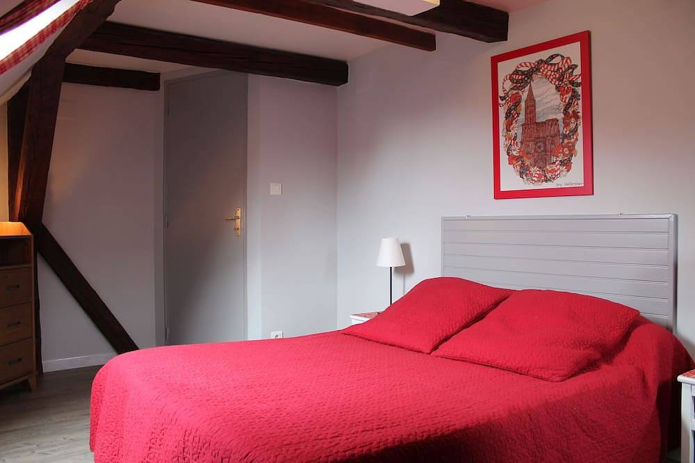 Gite auf der Weinstraße in Ruhe mit wunderschönem Blick auf Schloss Kintzheim in Kintzheim, Region Sélestat-Erstein