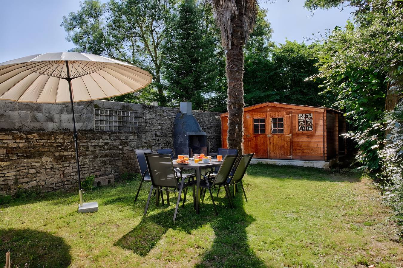 Appartement entier, Appartement Charmant T2 avec jardin et parking à Sommervieu in Sommervieu, Région de Bayeux