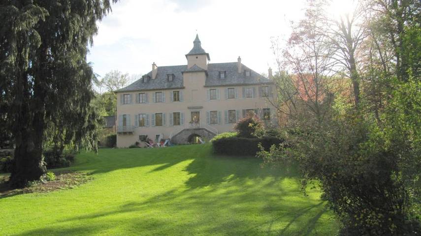 Chambre d’hôte pour 2 personnes, avec Jardin ainsi que Piscine et Vue