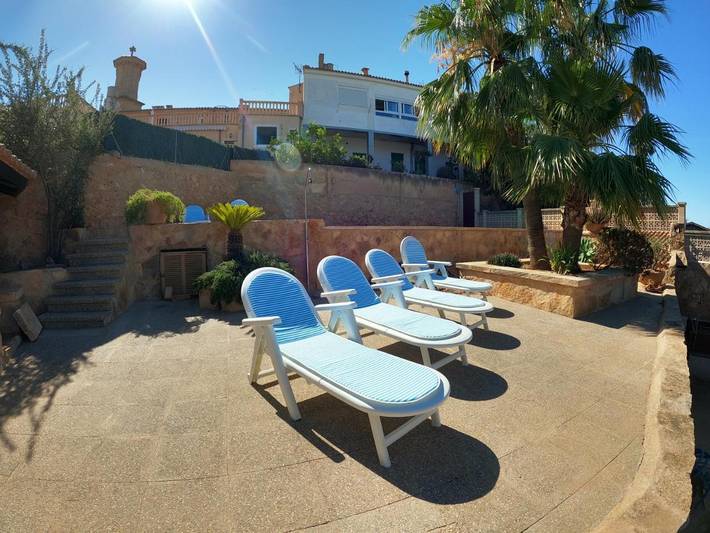 Ferienhaus für 10 Personen, mit Balkon und Whirlpool sowie Terrasse und Garten in Palma - 2