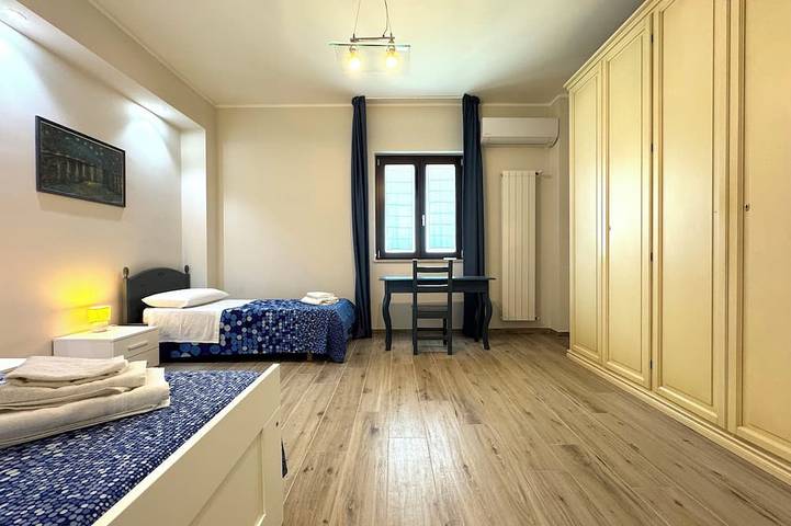 Entire apartment, Beautiful apartment A Few Steps from the sea! in Spiaggia de Isola delle Femmine, Capaci