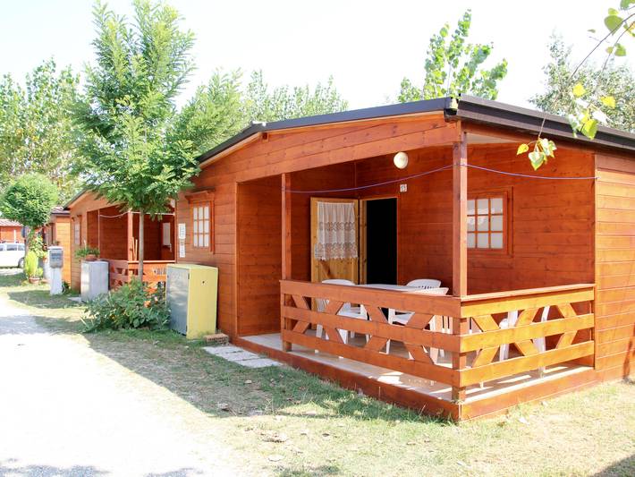 Bungalow für 5 Personen, mit Garten und Kinderpool sowie Terrasse in Emilia-Romagna - 4