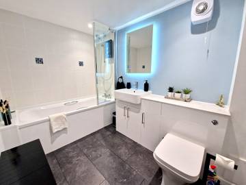 Holiday Rental for 12 People in Marazion, Cornwall, Photo 4