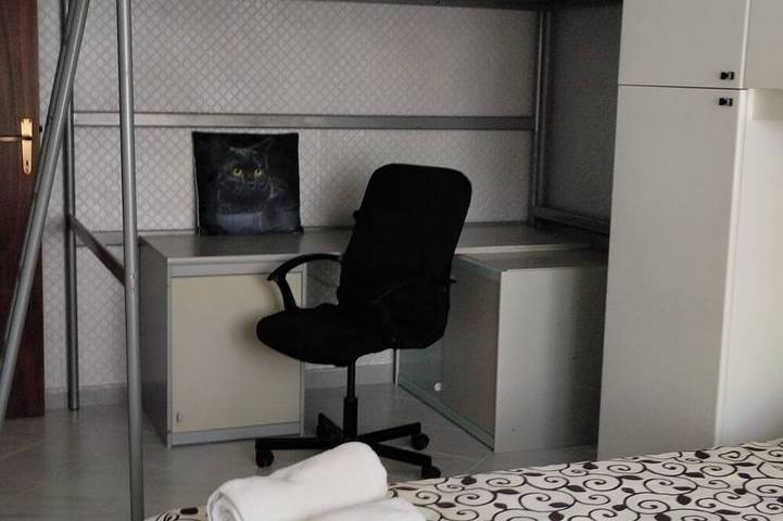 Appartement entier, Irisviola House, ideal for families with fully equipped and functional kitchen in La Lama, Taranto
