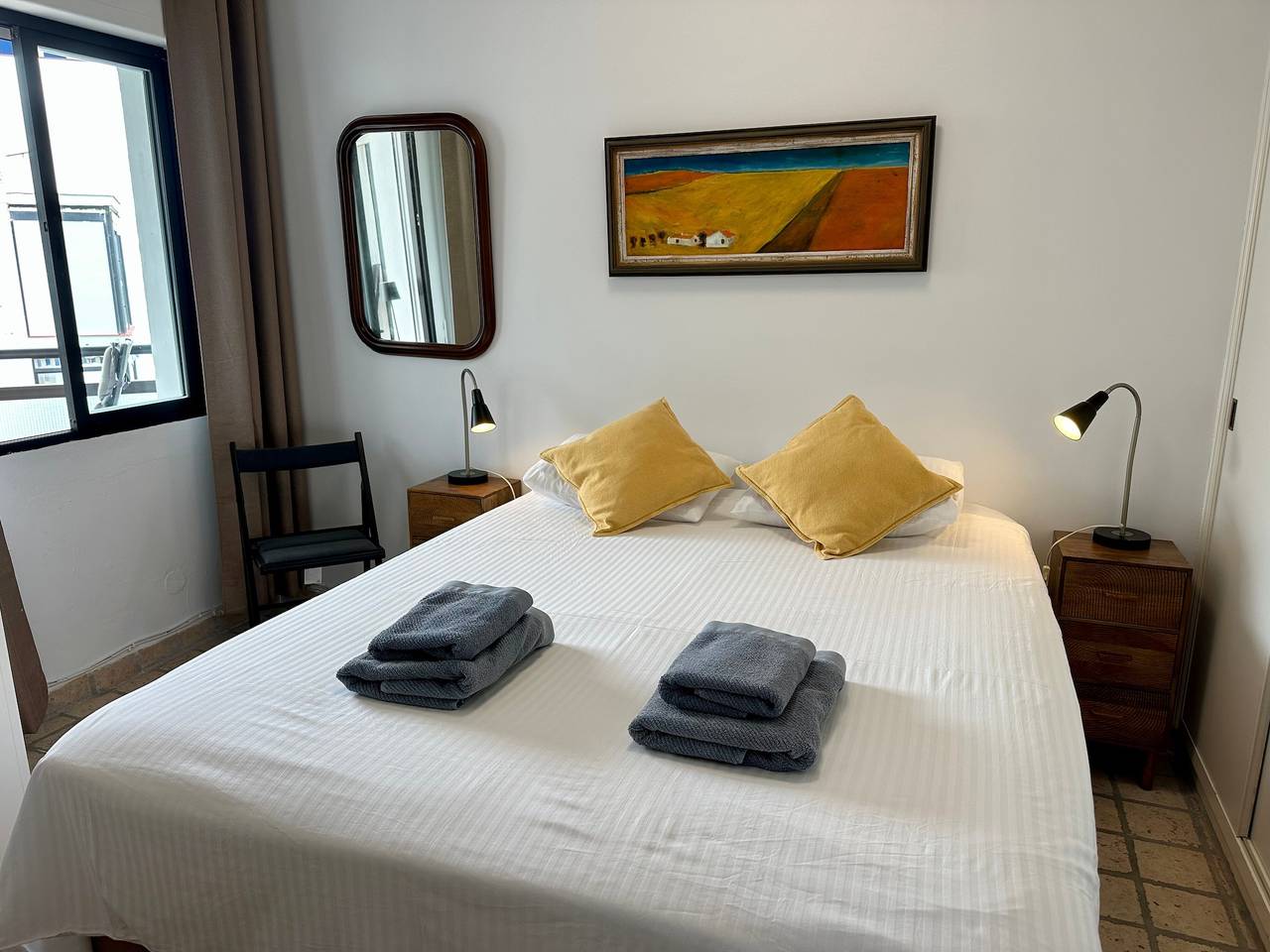 Entire apartment, Comfortable Valdecantos Apartment with Sea View, Wi-Fi, and Air Conditioning in Marbella Centre, Marbella