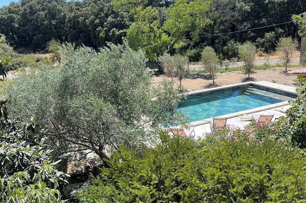 Mas in Drôme Provençale with swimming pool (adult only) in La Baume-de-Transit, Nyons region