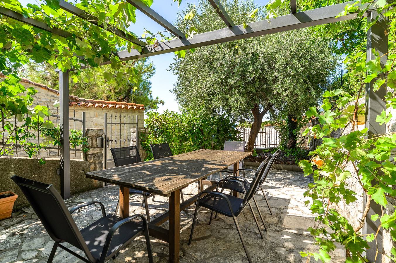 Villa Carla- Istrian Stone Villa with Sea View in Vrsar, Općina Vrsar