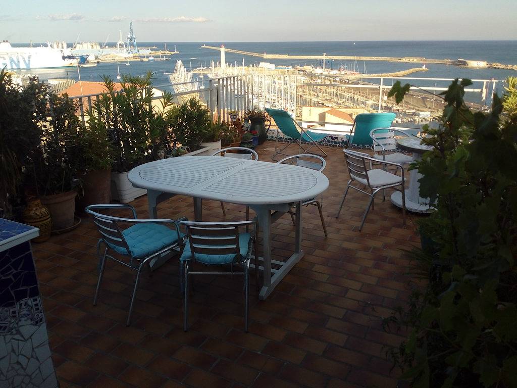 Chambre d'hôtes "Belle vue Le Quartier Haut" - Chambre in Sète, Côte d'Améthyste