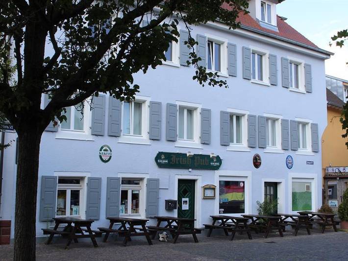 Ferienwohnung für 3 Personen, mit Balkon und Terrasse in Rheinebene
