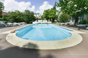 Gîte pour 4 personnes, avec jardin et piscine, animaux acceptés à Saint-Laurent-de-la-Cabrerisse