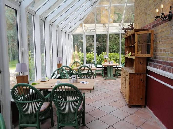 Hotel für 2 Personen, mit Terrasse und Garten sowie Ausblick in Nationalpark Vorpommersche Boddenlandschaft - 4