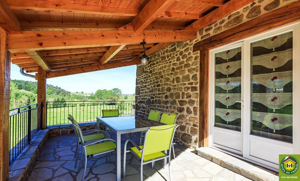 Les tilleuls in Saint-Dier-d'Auvergne, Regionaler Naturpark Livradois-Forez