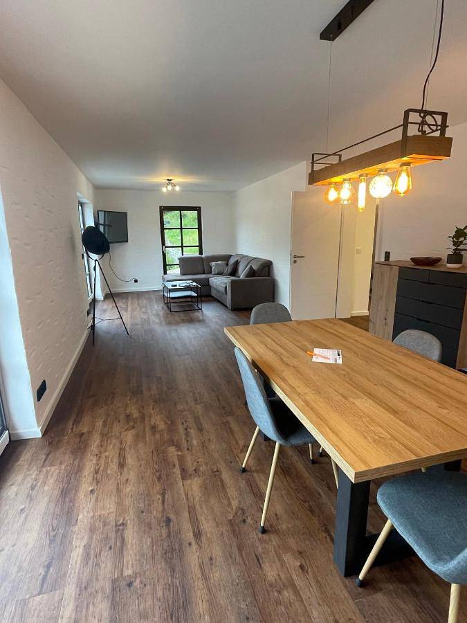 Gîte pour 2 personnes, avec vue et jardin dans Gemund - 2