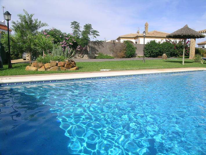 Location de vacances pour 6 personnes, avec piscine et jardin à Conil de la Frontera - 4