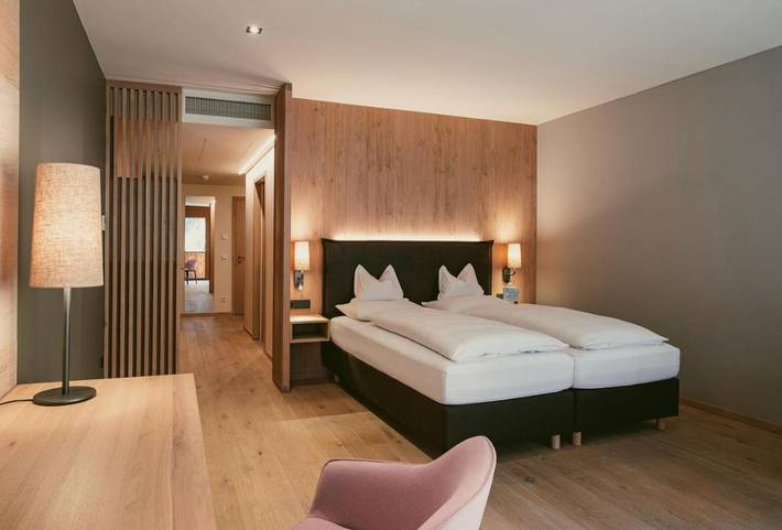 Hotel für 3 Personen, mit Ausblick und Garten sowie Pool und Sauna in Bludenz - 2