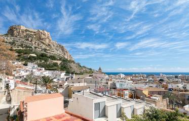 Vacation Rental for 2 Guests in Raval Roig, Alicante, Picture 1
