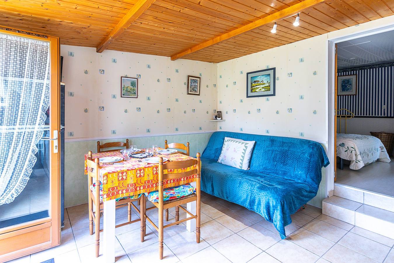 Holiday Home 'Entre Plages À 2kms Et Forêt' with Private Terrace, Shared Garden & Wi-Fi in Saint-Jean-de-Monts, Βαντέ