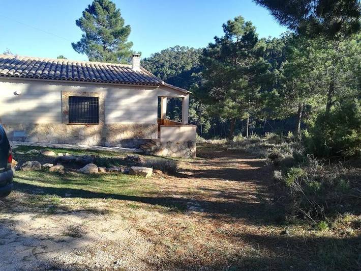 Casa rural para 6 personas, con jardín además de balcón y vistas en Los Calares del Mundo y de la Sima - 2