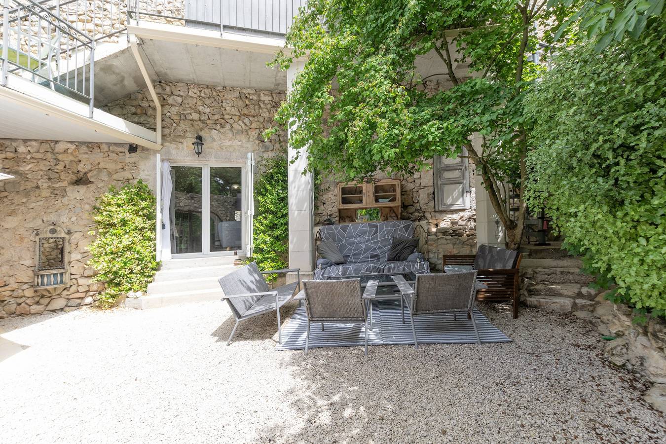 Charmantes Haus mit Pool in der Ardèche in Gras, Privas