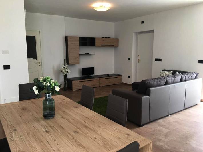 Villa per 6 persone, con Balcone e Terrazza nonché Giardino e Panorama a Chiavari