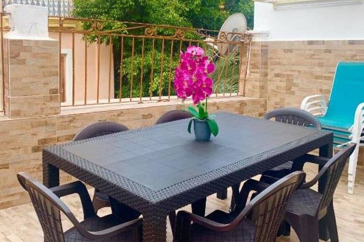 Apartament wakacyjny dla 8 osób, z balkon w Alicante