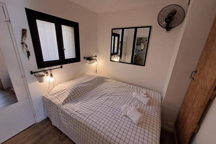 Gîte pour 5 personnes, avec terrasse dans Plage de La Fossette - 4