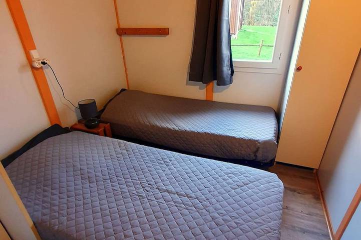 Gîte pour 6 personnes, avec jardin et piscine à Autry-le-Châtel - 3