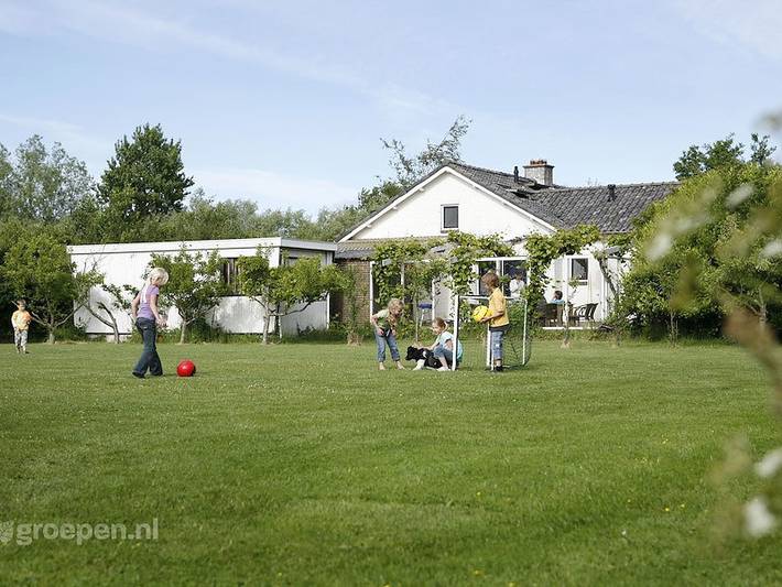 Ferienhaus für 12 Personen, mit Balkon/Terrasse und Terrasse in Burgh-Haamstede
