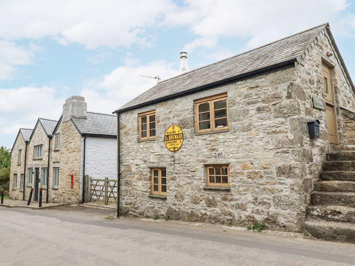 Cottage for 2 people, with garden, with pets in St. Breward