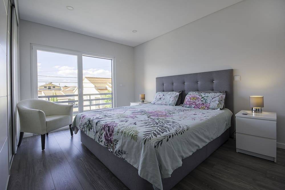 Vacaciones de verano familia relajarse in Fernão Ferro, Halbinsel von Setúbal