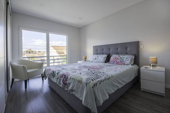 Location de vacances pour 7 personnes, avec jardin dans Fernão Ferro - 3