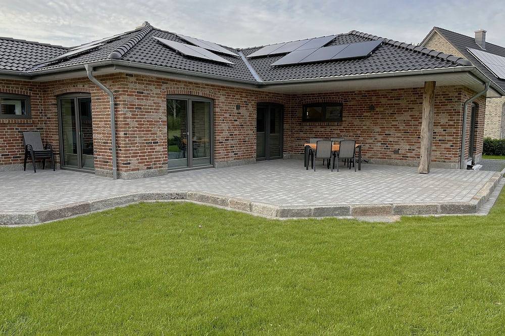 Haacksen: Ferienhaus mit Garten, Grill und 4 Schlafzimmern - Ferienhaus Haacksen in Klappholz, Grünes Binnenland