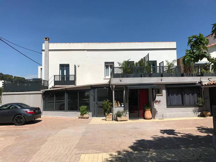 Hôtel pour 2 personnes, avec piscine et jardin ainsi que jacuzzi et sauna dans Casino De Cassis - 2