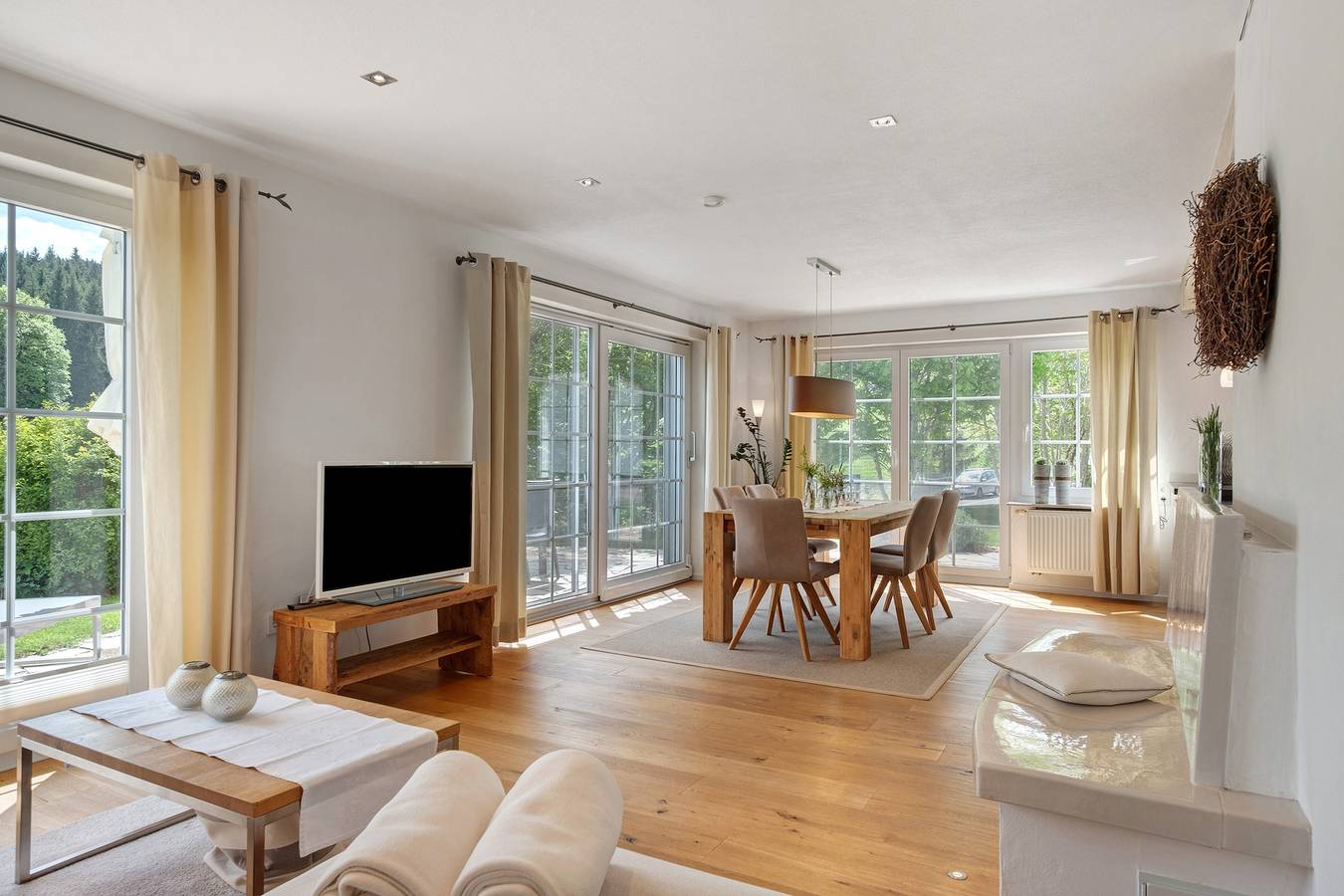 Ganze Wohnung, Ferienwohnung '1 Terrassensuite' mit Bergblick, privater Terrasse und Wi-Fi in Furtwangen, Mittlerer Schwarzwald