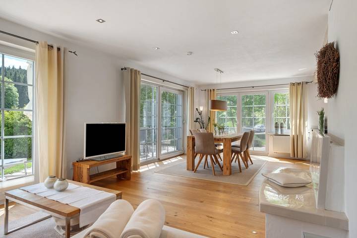 Ferienwohnung für 4 Personen, mit Garten und Sauna in Furtwangen