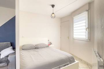 Appartement De Vacances pour 2 Personnes dans Chambéry, Région de Chambéry, Photo 1