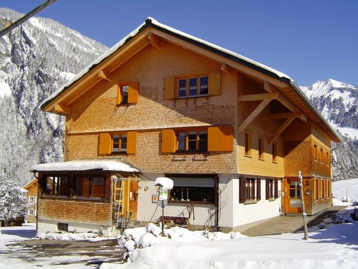 Hütte für 4 Personen, mit Garten und Ausblick, kinderfreundlich in Vorarlberg