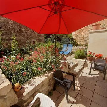 Gîte pour 5 personnes, avec jardin à Labastide-Marnhac