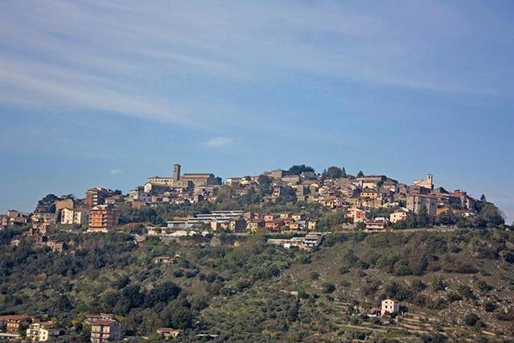 Appartamento per 3 persone, con Balcone e Terrazza nonché Giardino e Panorama a Ferentino