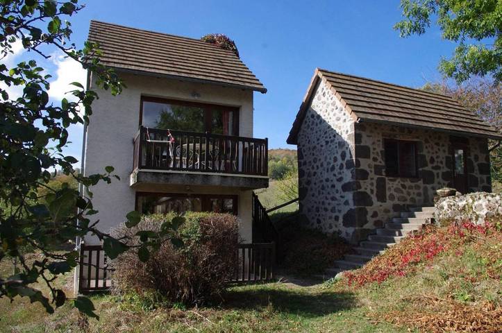 Gîte pour 4 personnes, avec jardin et jacuzzi à Saint-Cirgues-de-Jordanne - 4