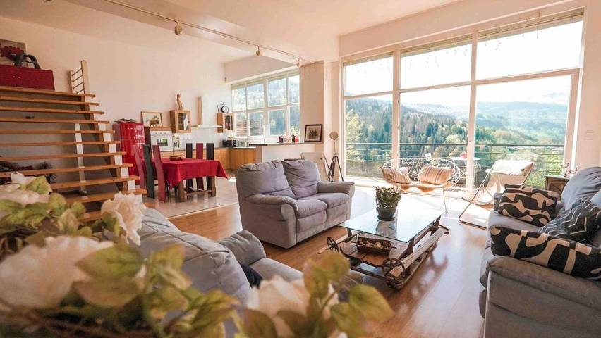 Gîte pour 6 personnes, avec vue ainsi que vue sur le lac et balcon, adapté aux familles dans Thermes de Saint Gervais les Bains - 3