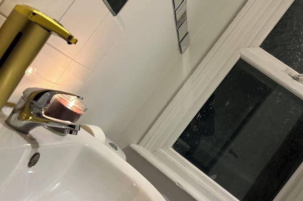 Entire apartment, King-Size Luxury Bedroom Flat in Hartlepool