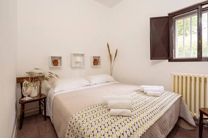 Casa Vacanze "Il Trullo Bello Ostuni" con 2 Terrazze Private, Giardino Privato & A/C in Ostuni, Salento