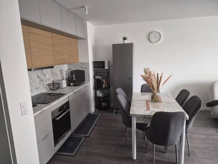 Gîte pour 6 personnes, avec balcon dans Arnouville Les Gonesse - 4