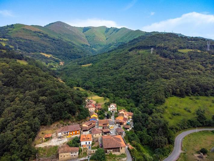 Casa rural para 3 personas, con terraza y vistas, Se admiten mascotas en Comarca del Caudal - 3
