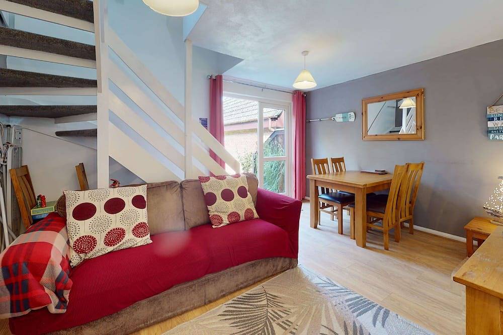 Entire apartment, 24 Strawberry Hill, Tolroy Manor in Hayle, Cornwall