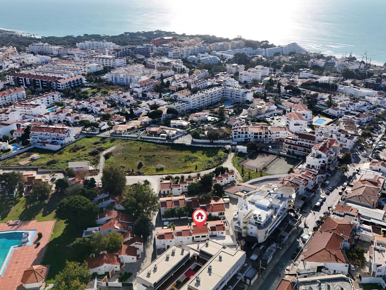 Villa spacieuse à Oura avec clim, Wifi et proche plage in Albufeira, District de Faro