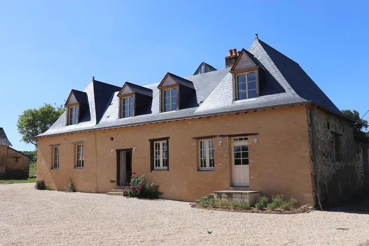 Maison d’hôte pour 2 personnes, avec jardin ainsi que vue et piscine - 1